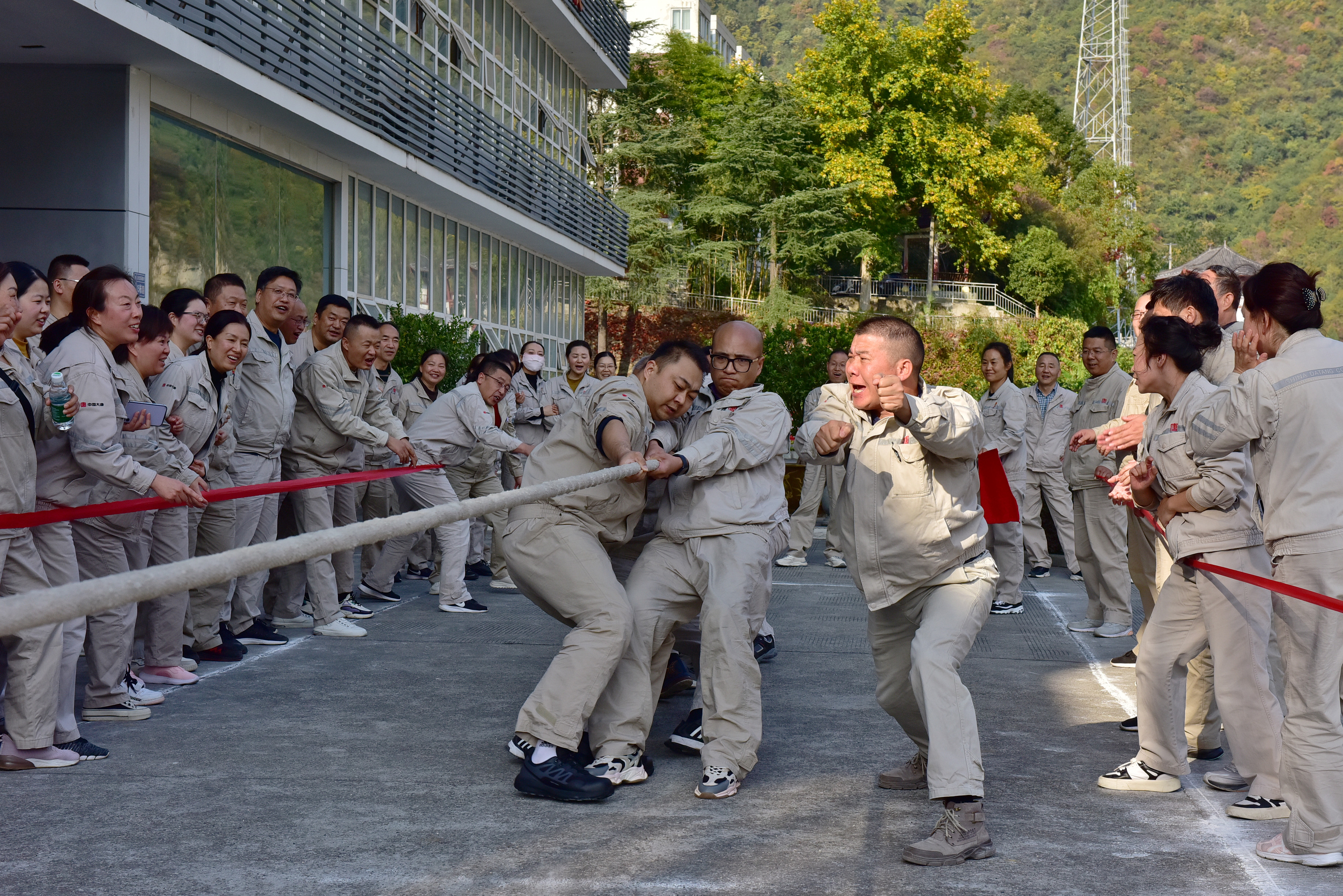 冠军队：生产管理分工会.jpg